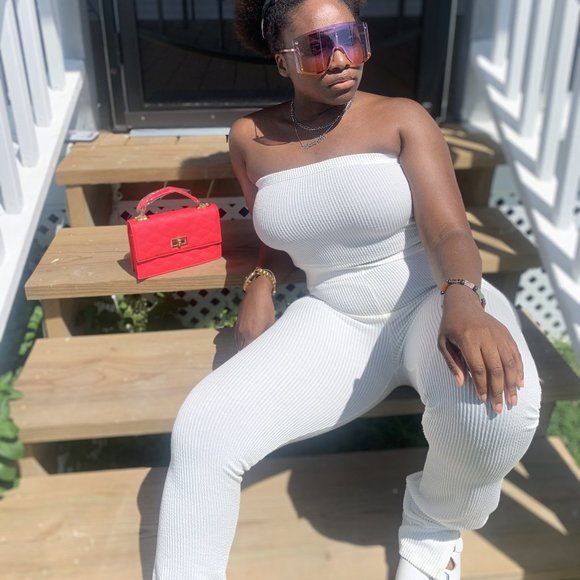 Two Piece Set - Picture 4 of 4